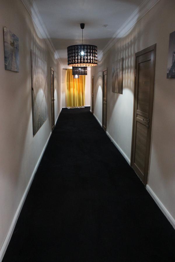 Hotel Jasmine Атырау Экстерьер фото